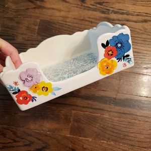 Pioneer woman napkin holdee